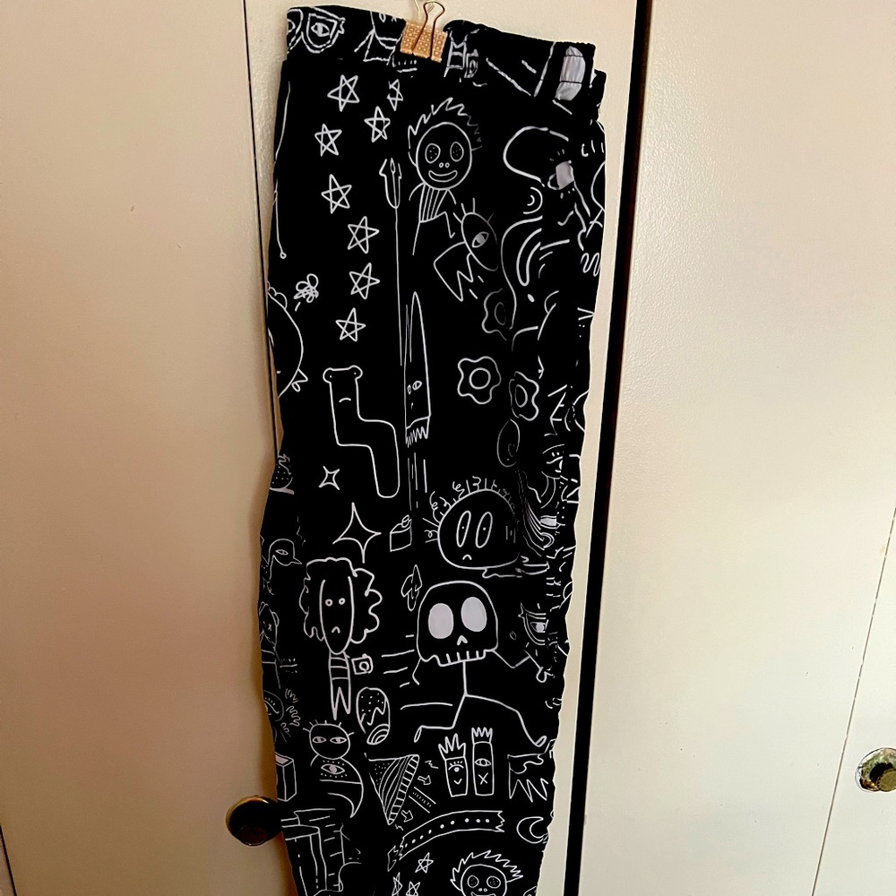 PLUS Knot Waist Cartoon Graphic Wind Joggers